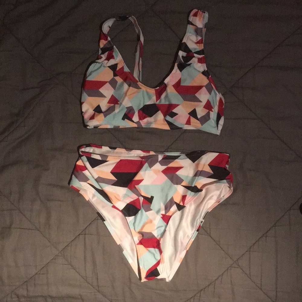 Never worn! High waisted bikini set